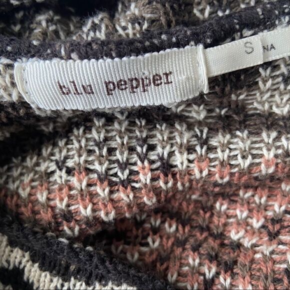 Blu Pepper Aztec cardigan sweater - Picture 5 of 5